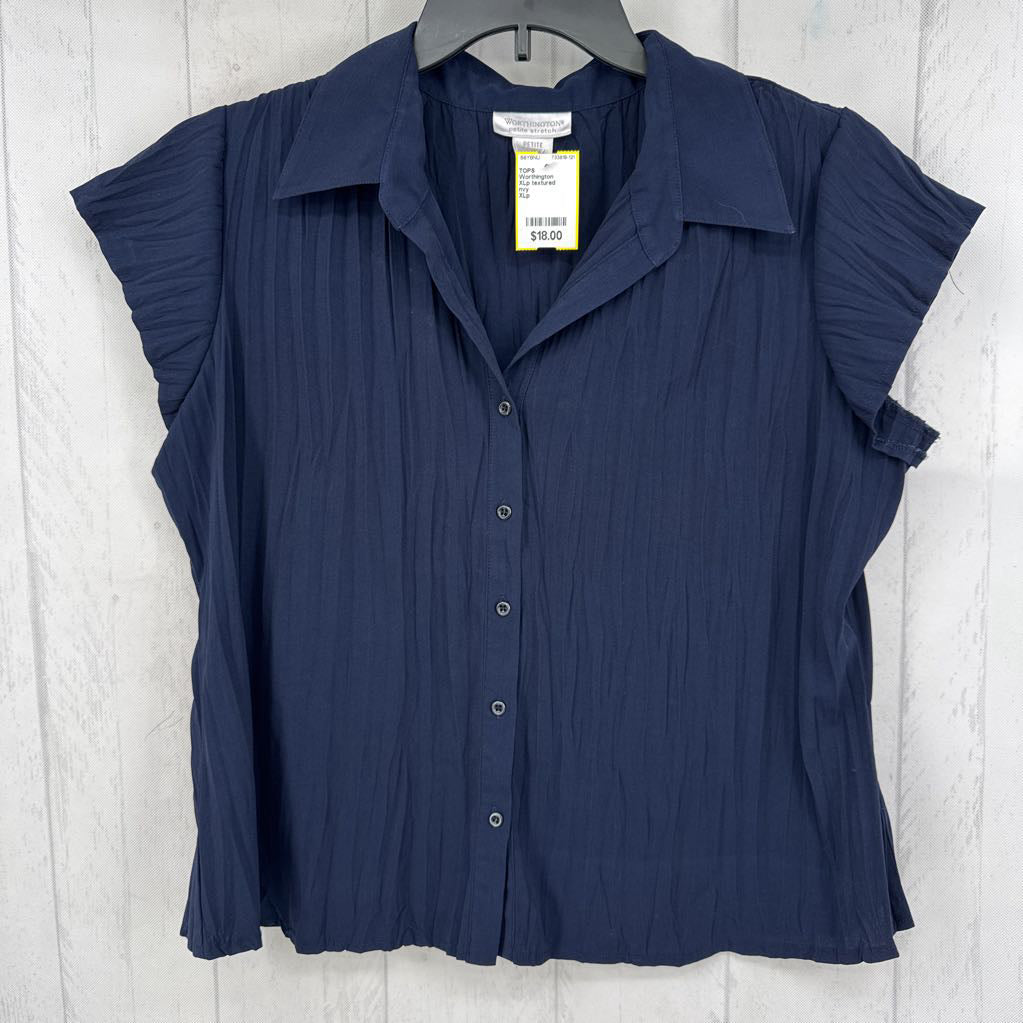 XLp textured button down s/s top