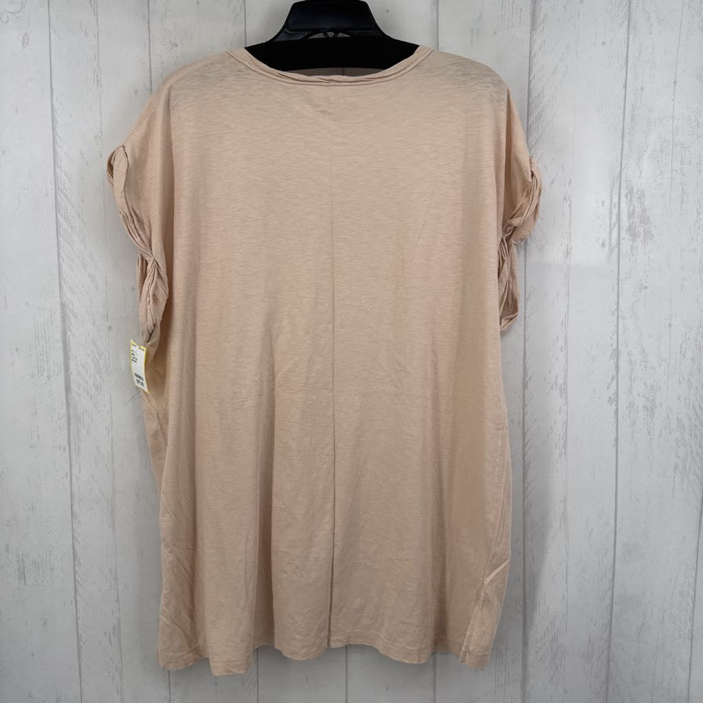 L cuff s/s oversized pocket scoop neck top