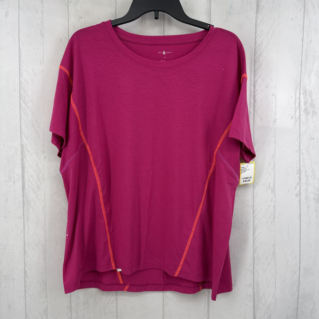 M s/s top w/ contrasting stitching