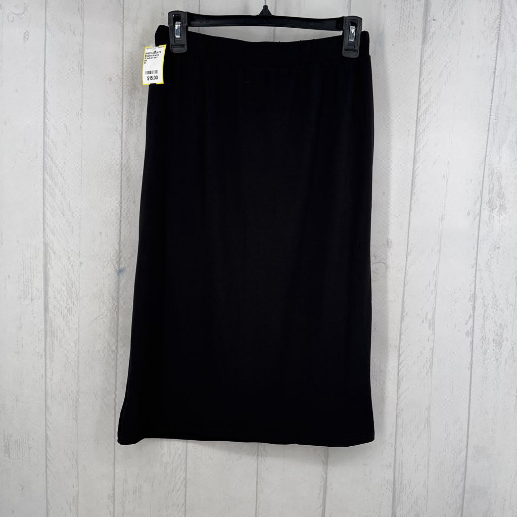M pull-on skirt