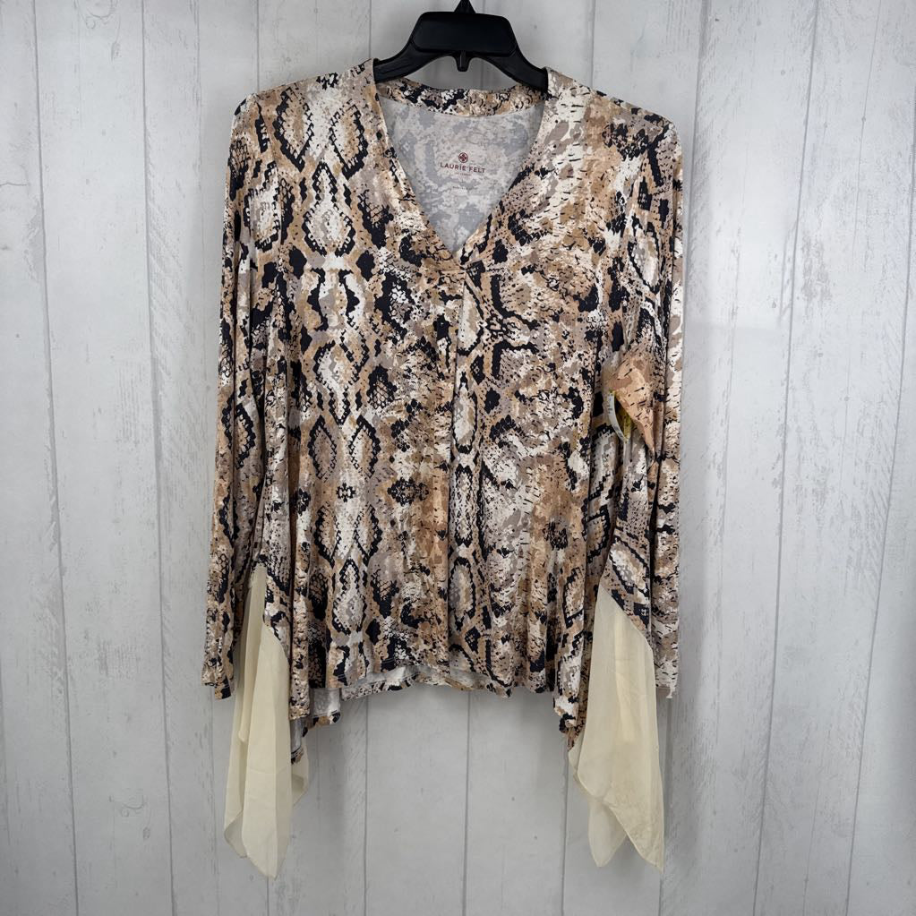 L python print v-neck l/s top