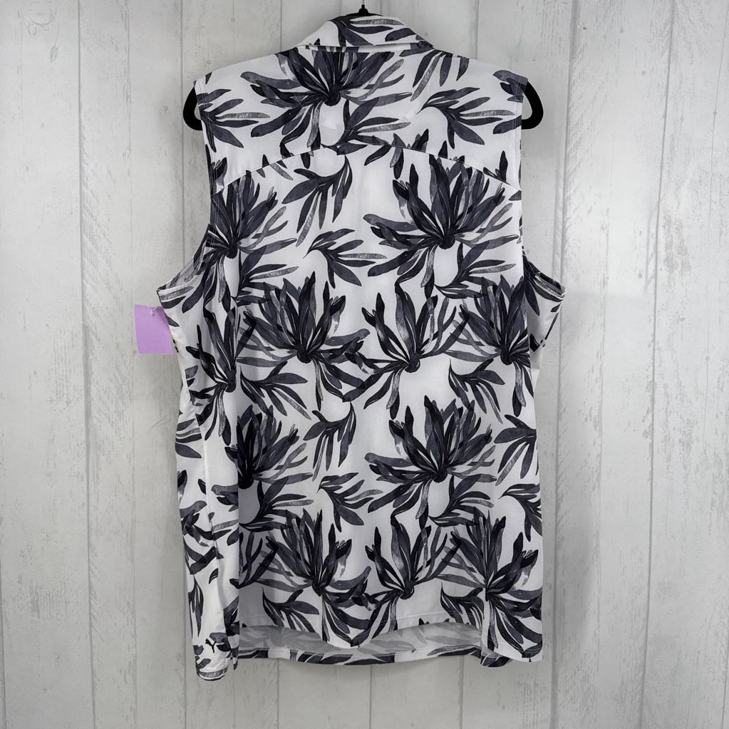 XXL flo print quarter button down slvls top