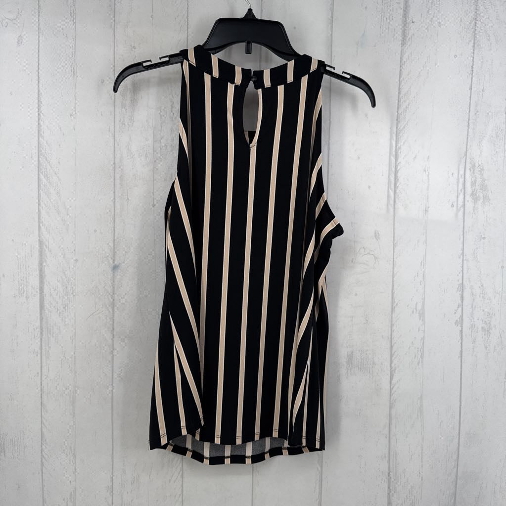 M striped keyhole back tank