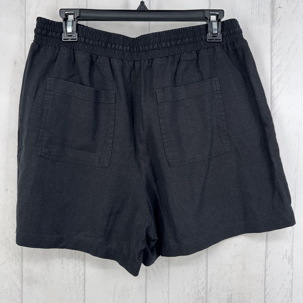 M pull-on shorts