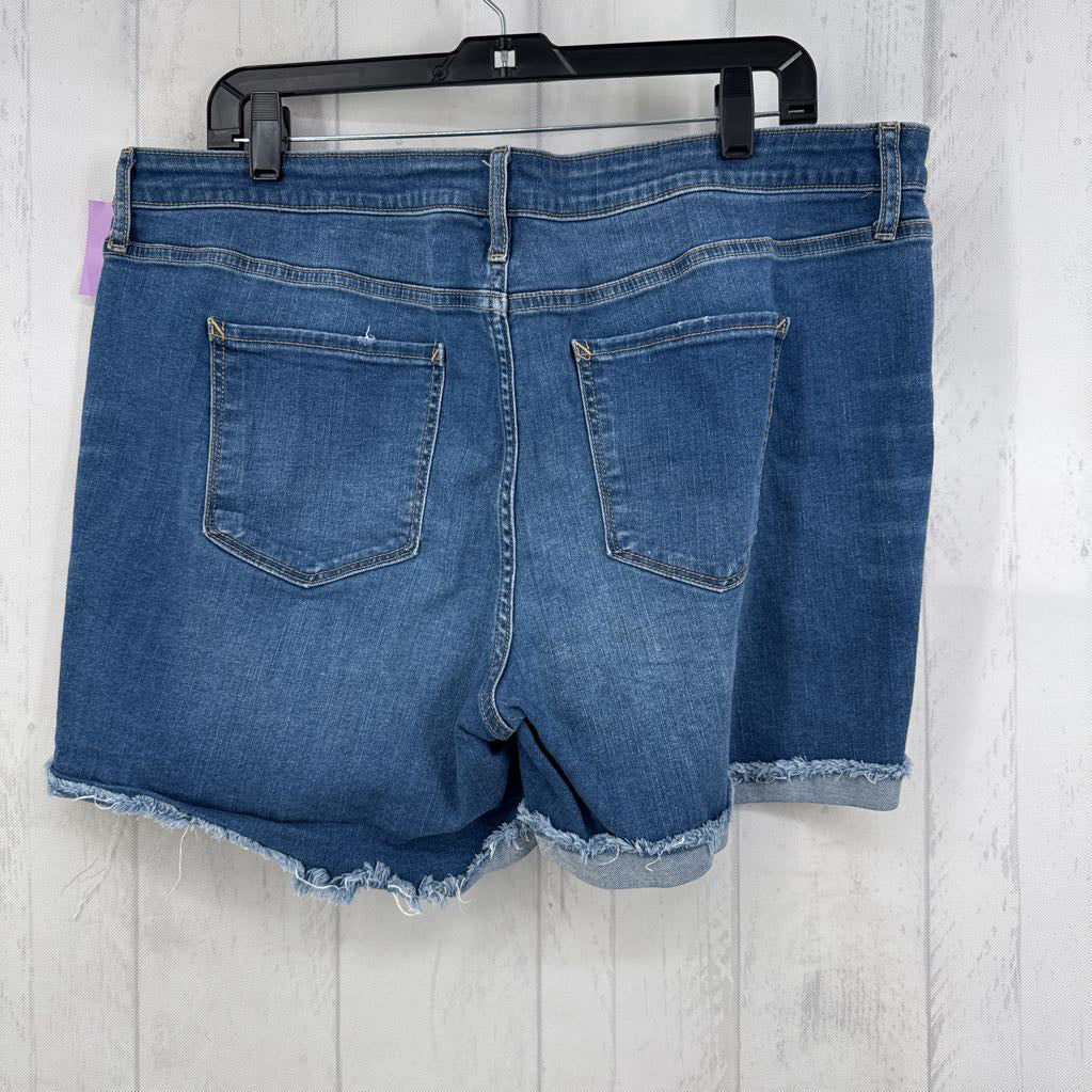 18 mid-rise jean shorts