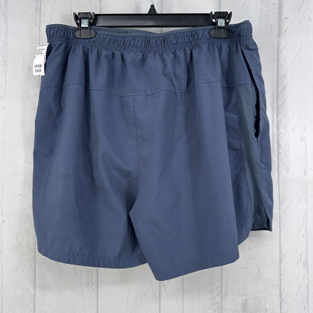 XL pull-on shorts