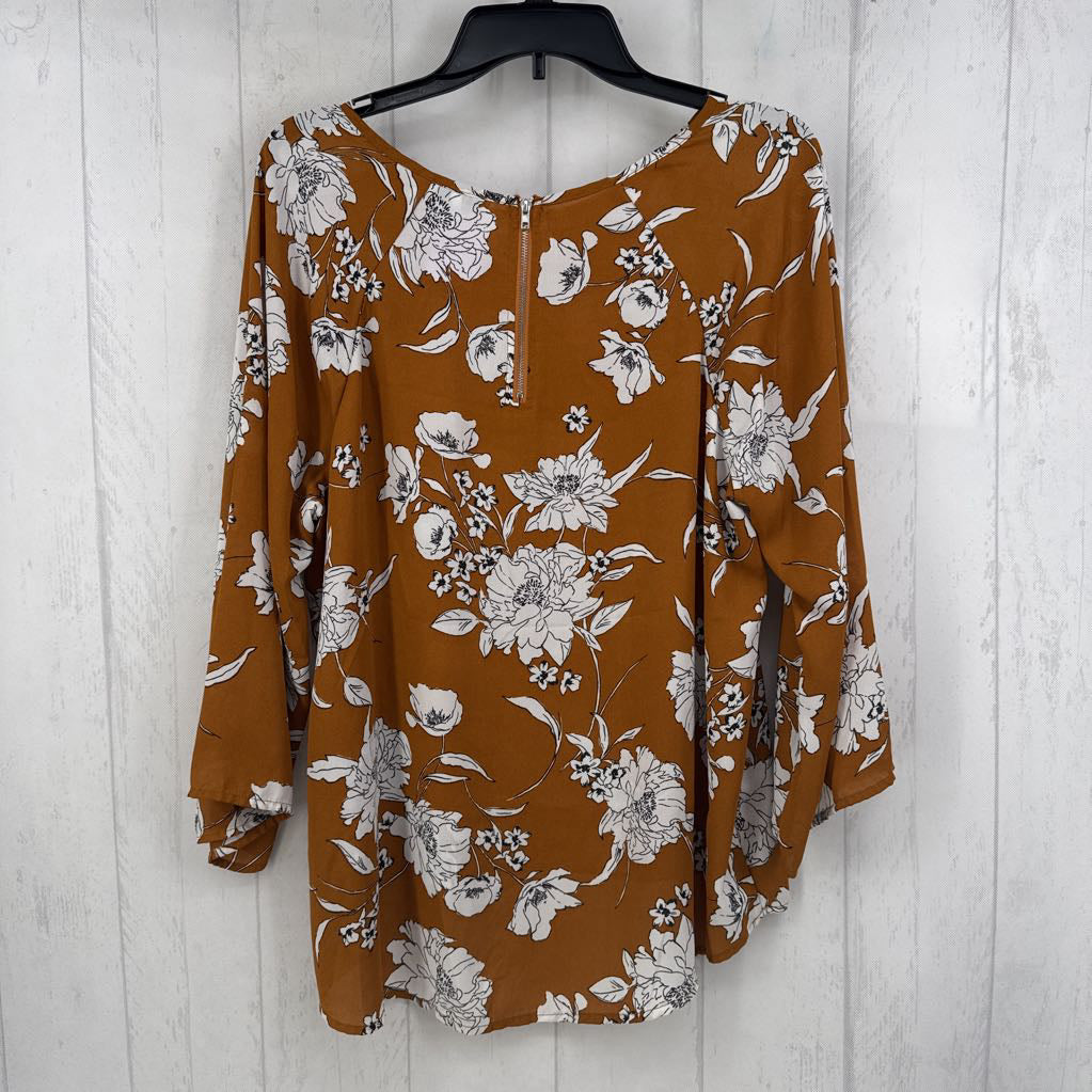 XL flo print 3/4 slv hi-lo top