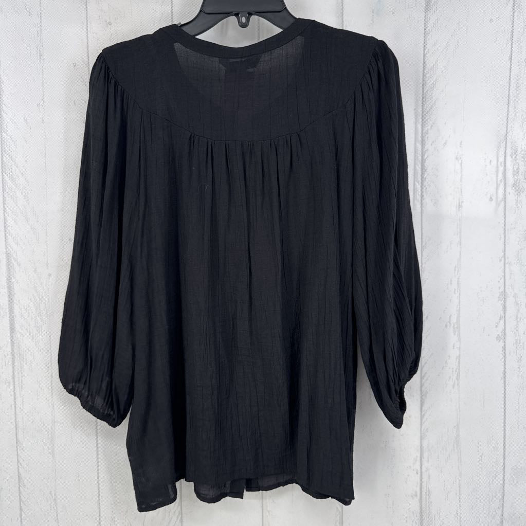 L smocked detail button down 3/4 slv top