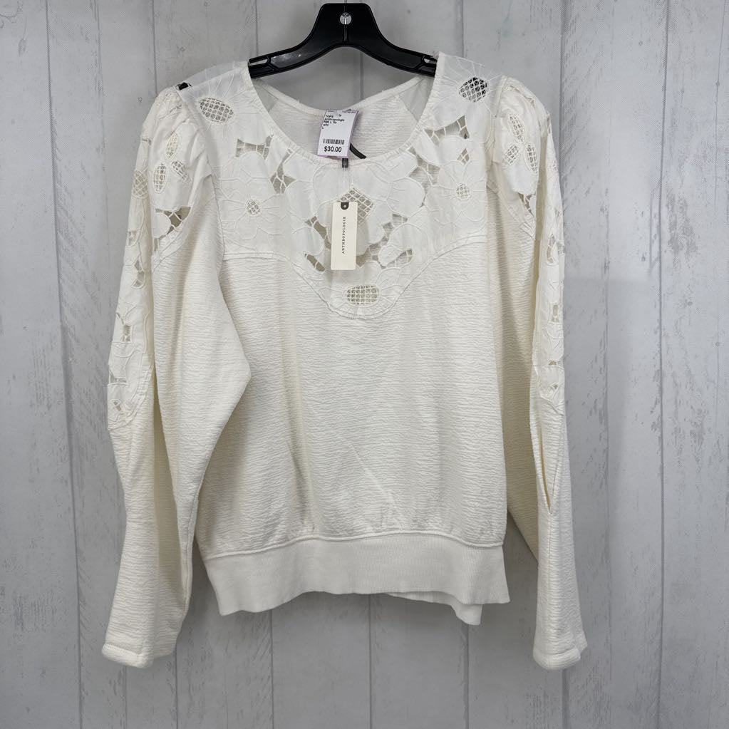 R90 L flo embroidered l/s top