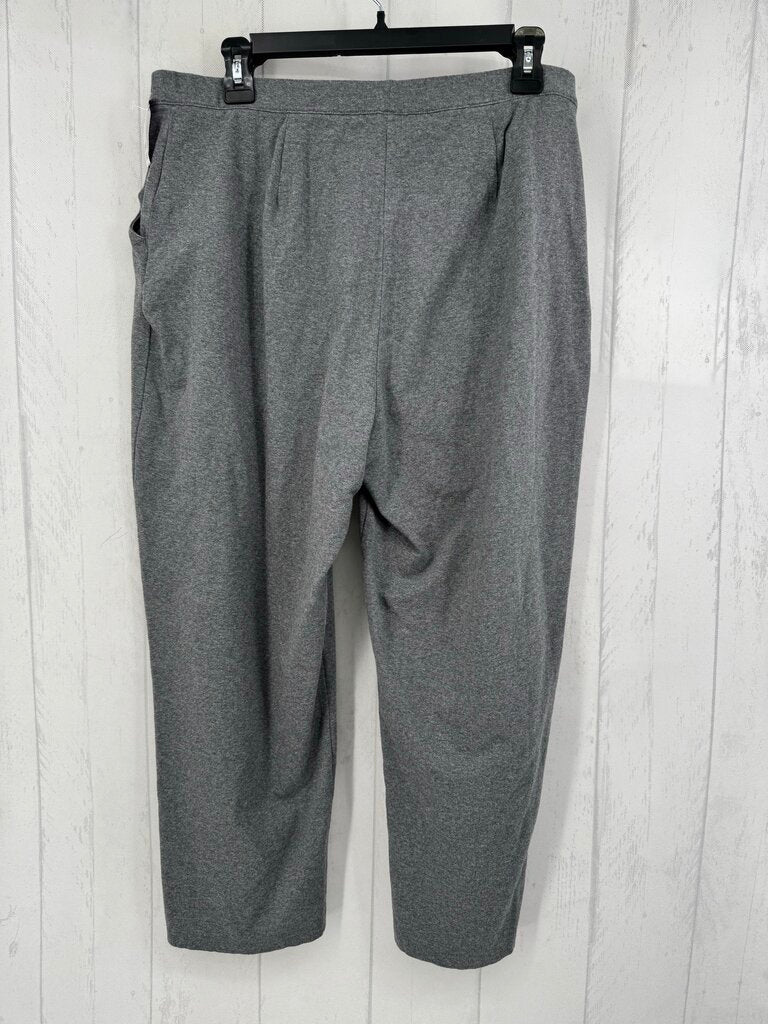 XL pull-on crop pant