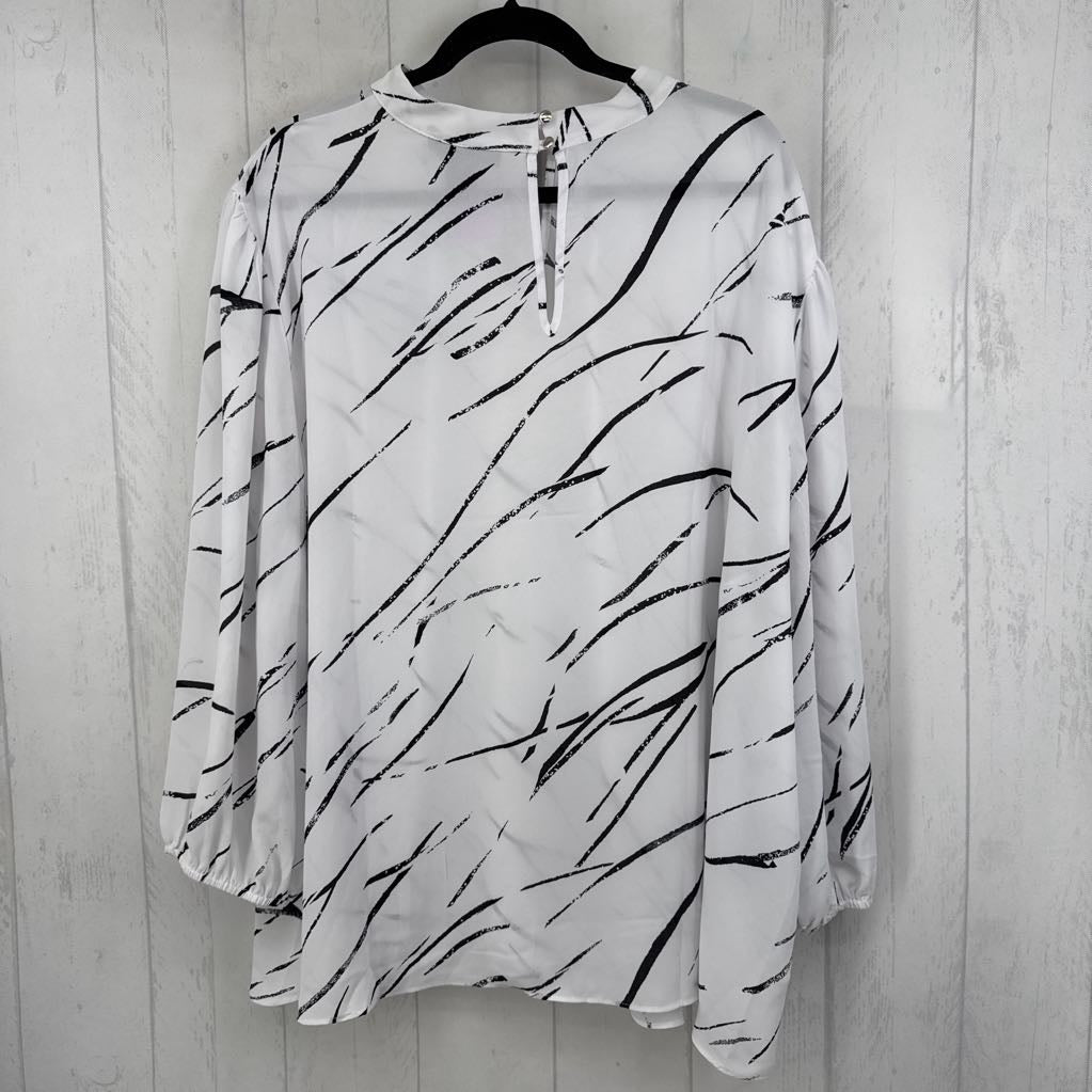 26/28 printed notch neck l/s top