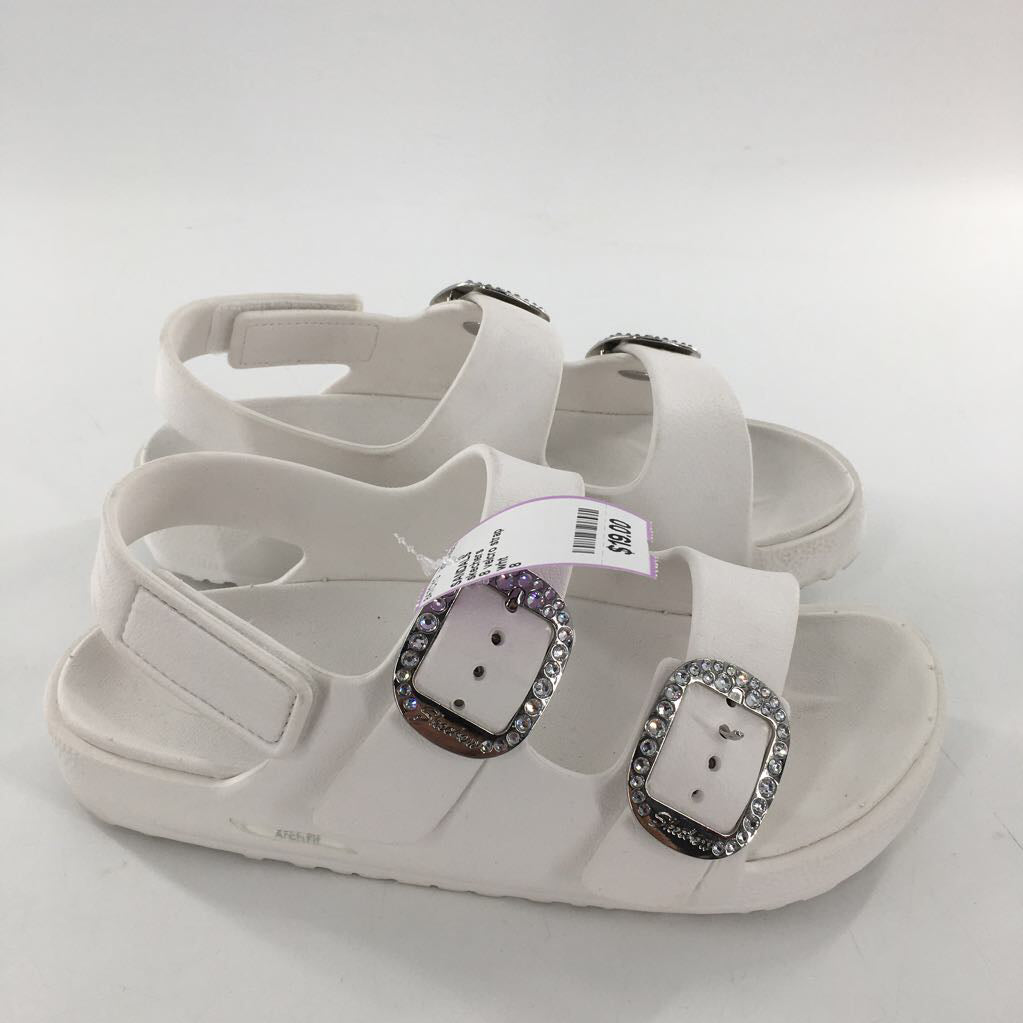 8 velcro strap embelished buckle sandal