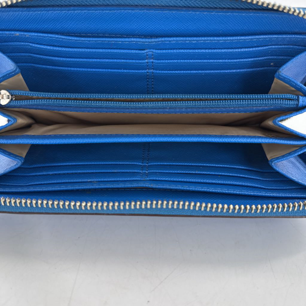 zip around accordion wallet