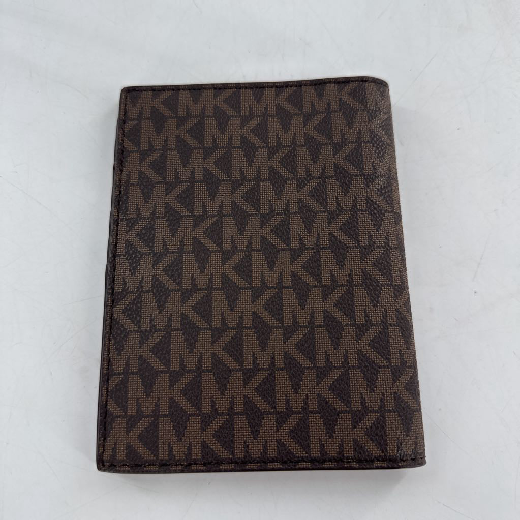 monogram bi-fold passport holder/wallet