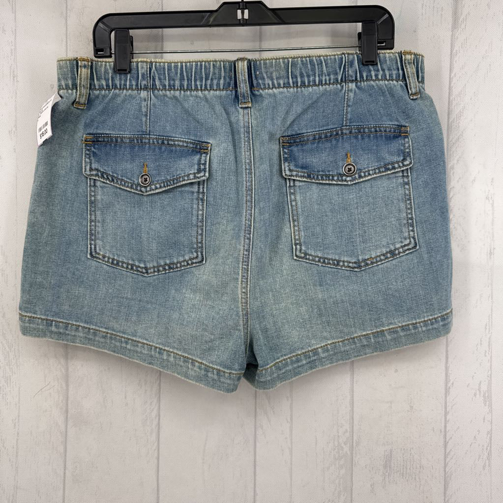 L denim shorts
