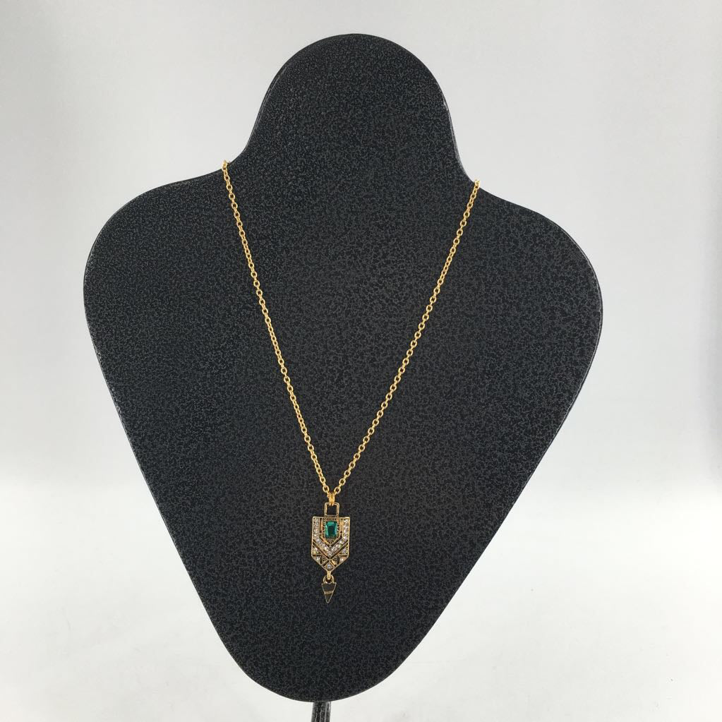 10" gold tone necklace w/ emerald green stone pendant