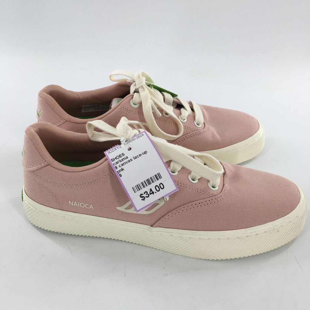 9 canvas lace-up sneaker