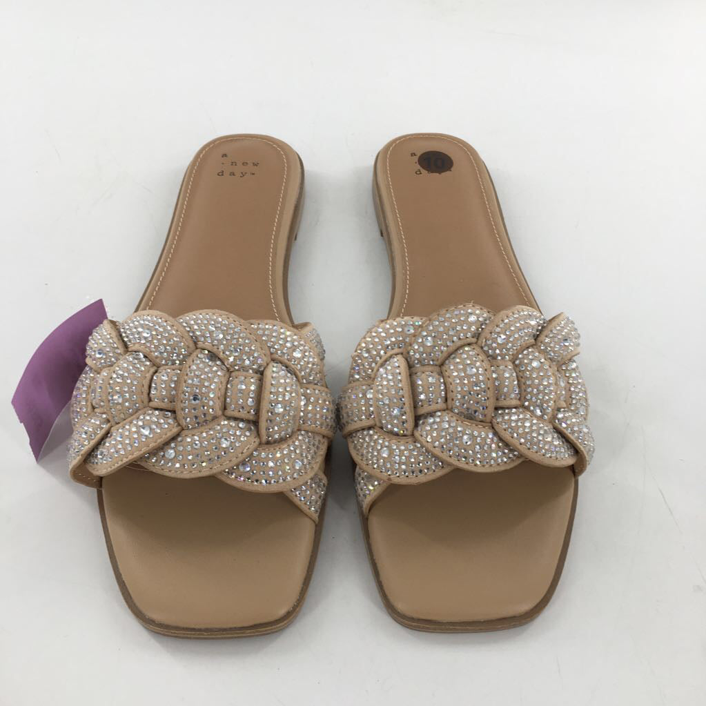10 rhinestone embelished slide sandals