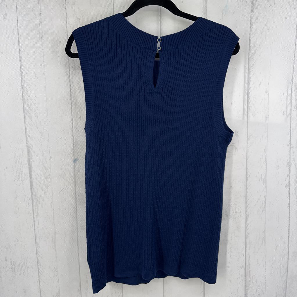 1x slvls sweater vest