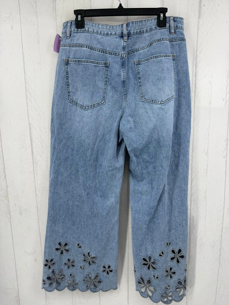 XL wide leg cutout jeans