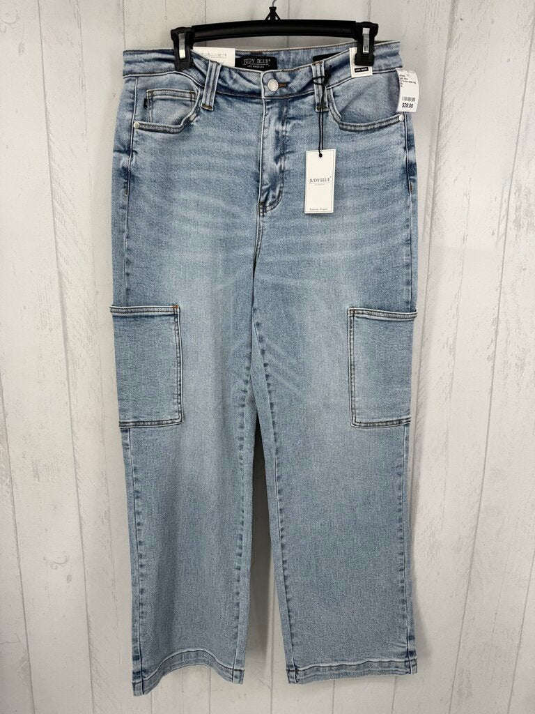 13 hi-rise wide leg jean