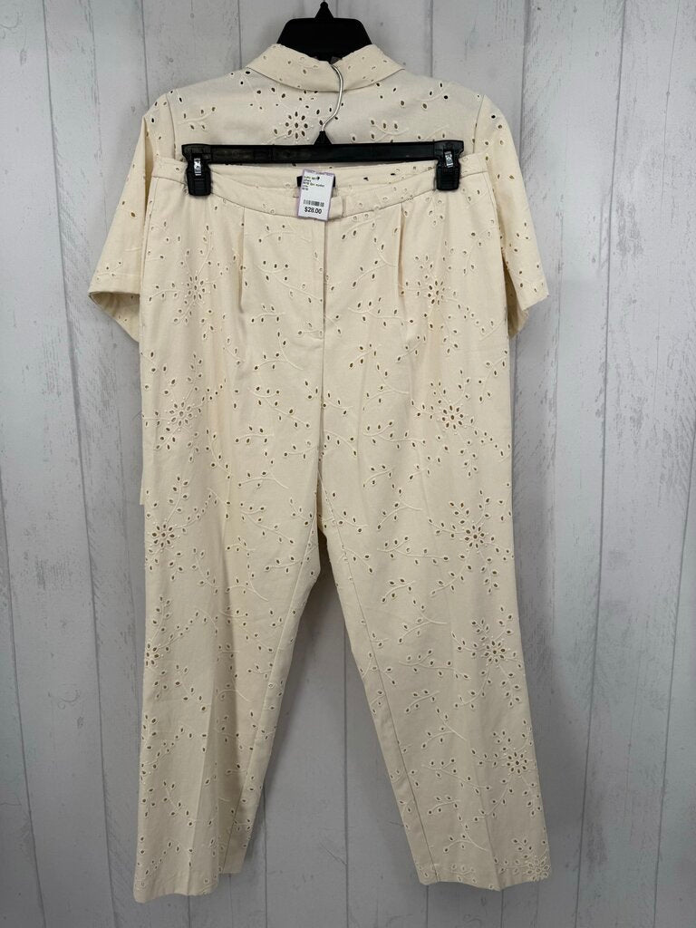 M/10 2pc eyelet pants set