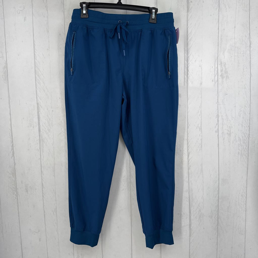 L pull-on joggers