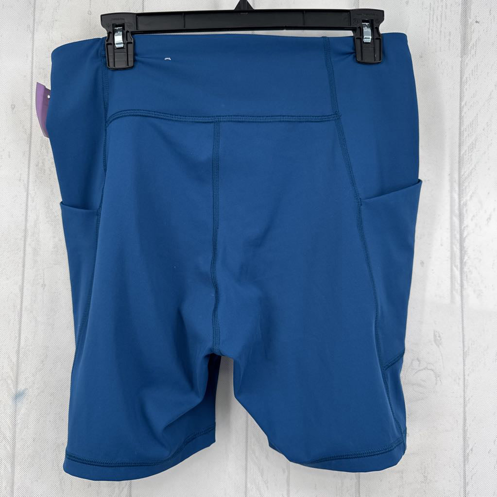 XL hi-rise bike short