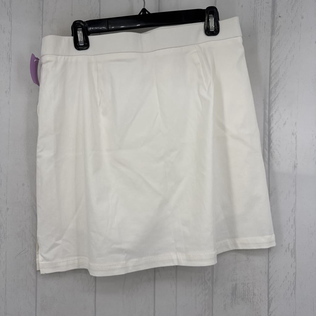 M pull-on skort