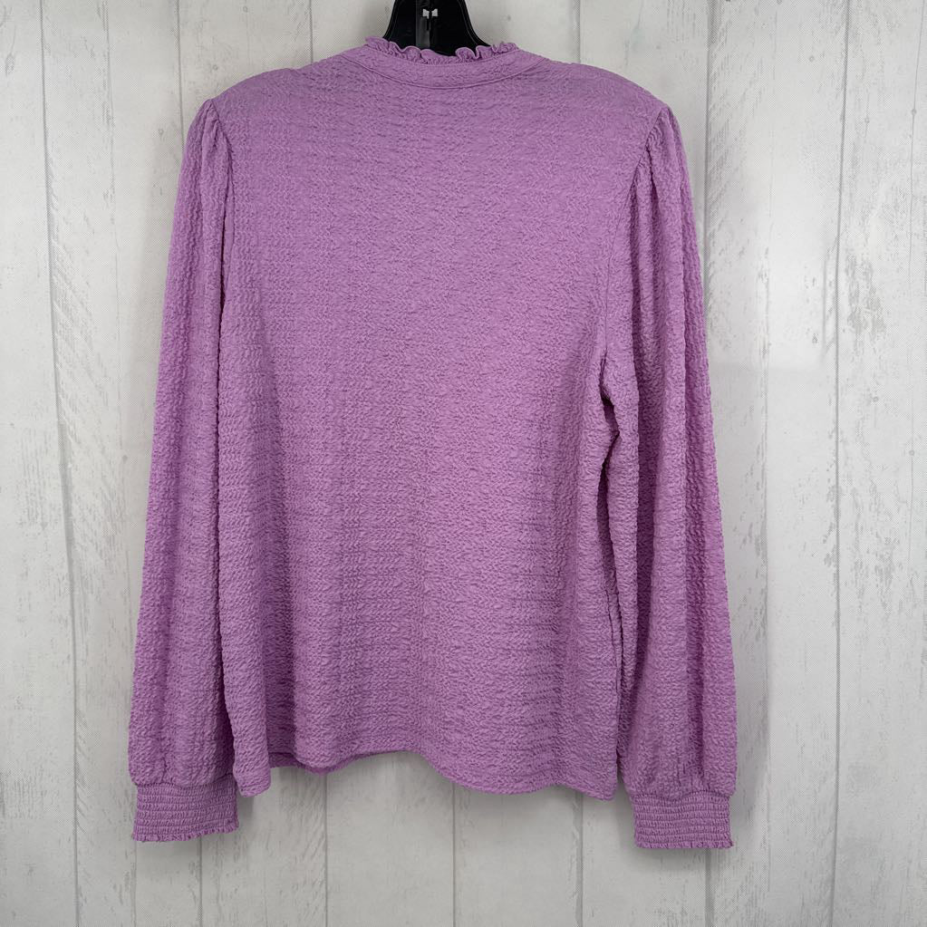 M textured split neck l/s top
