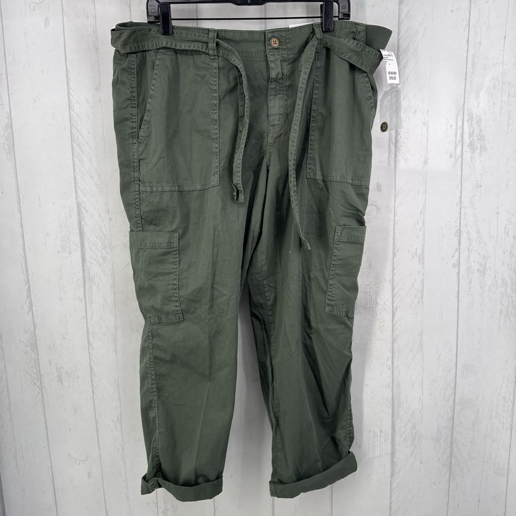R36 18 mid rise capri