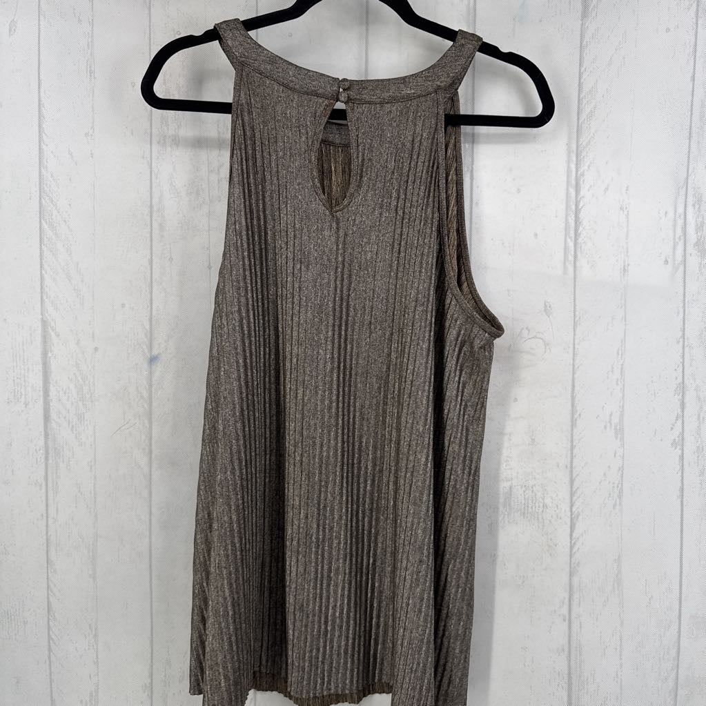 2X pleated tank