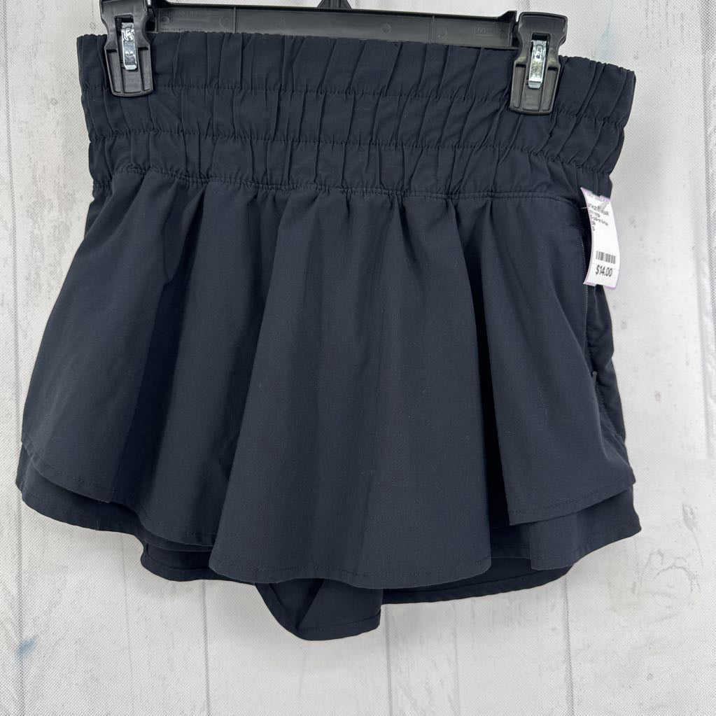 S pull-on hi-rise shorts