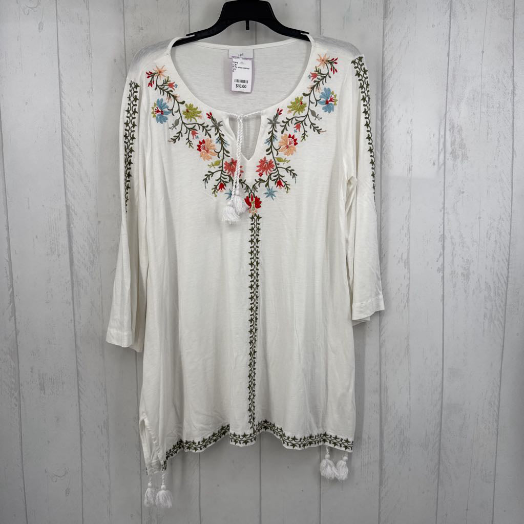 M flo embroidered tassel tie 3/4 slv top