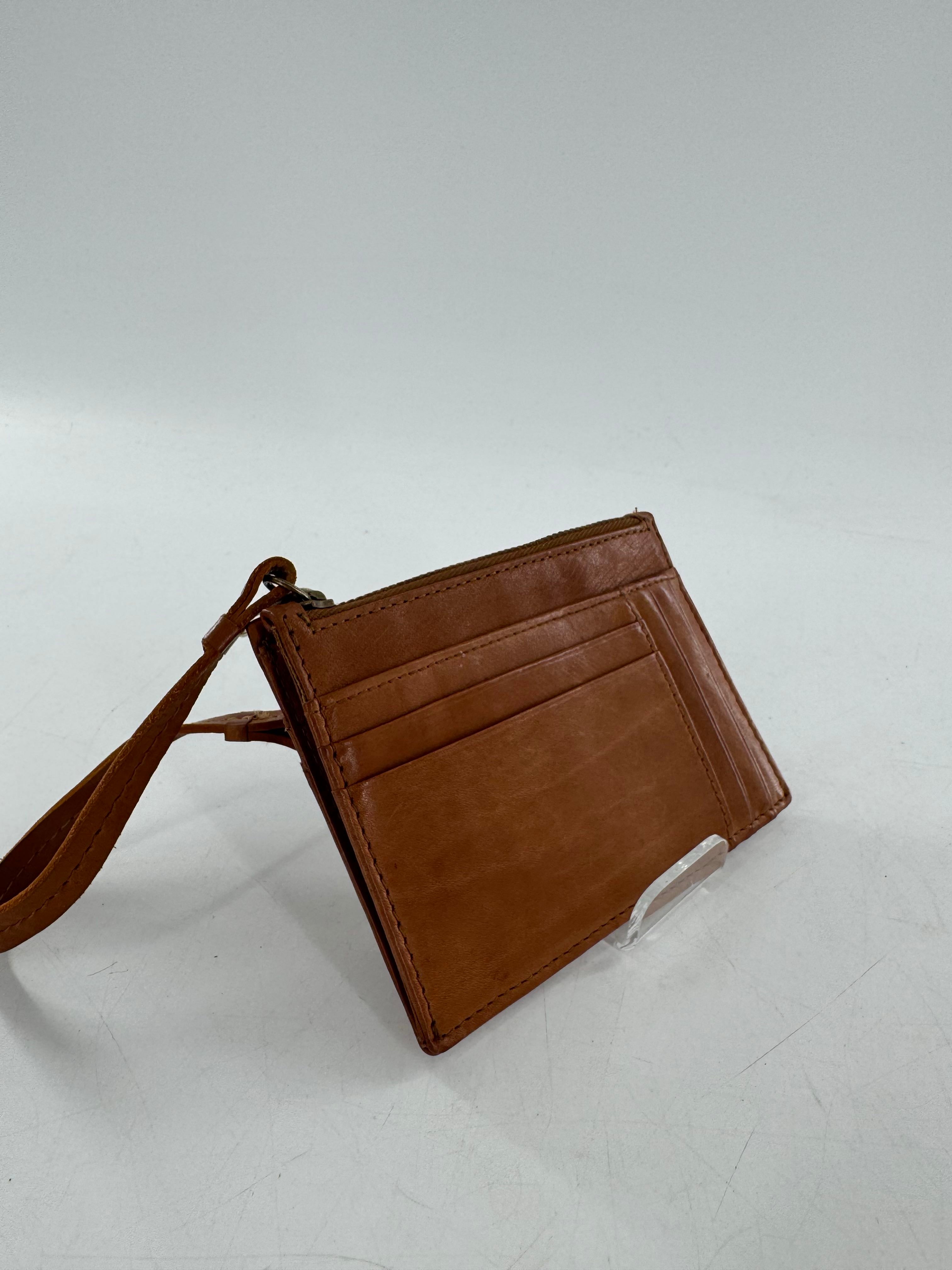 leather wallet/wristlet