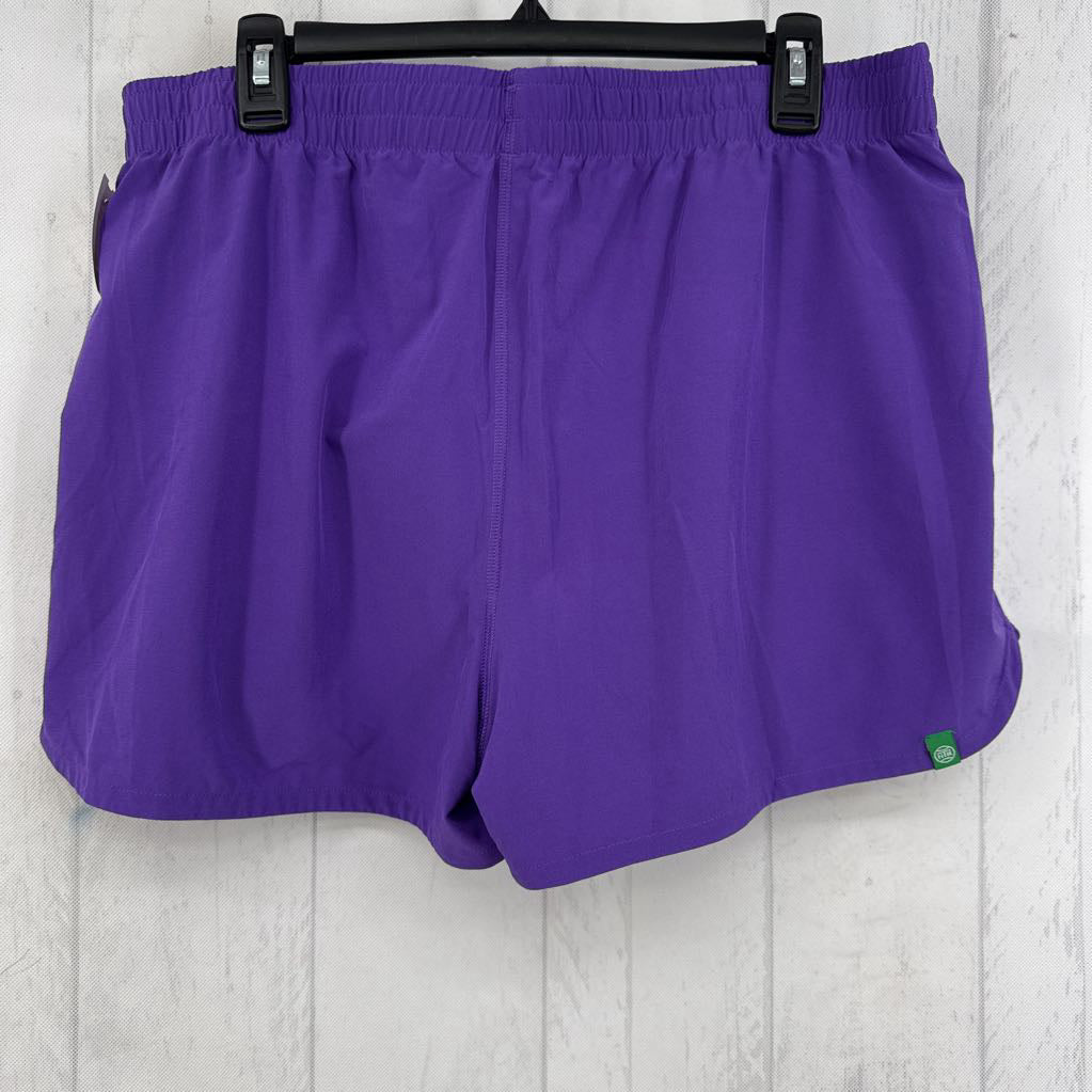 XL pull-on shorts