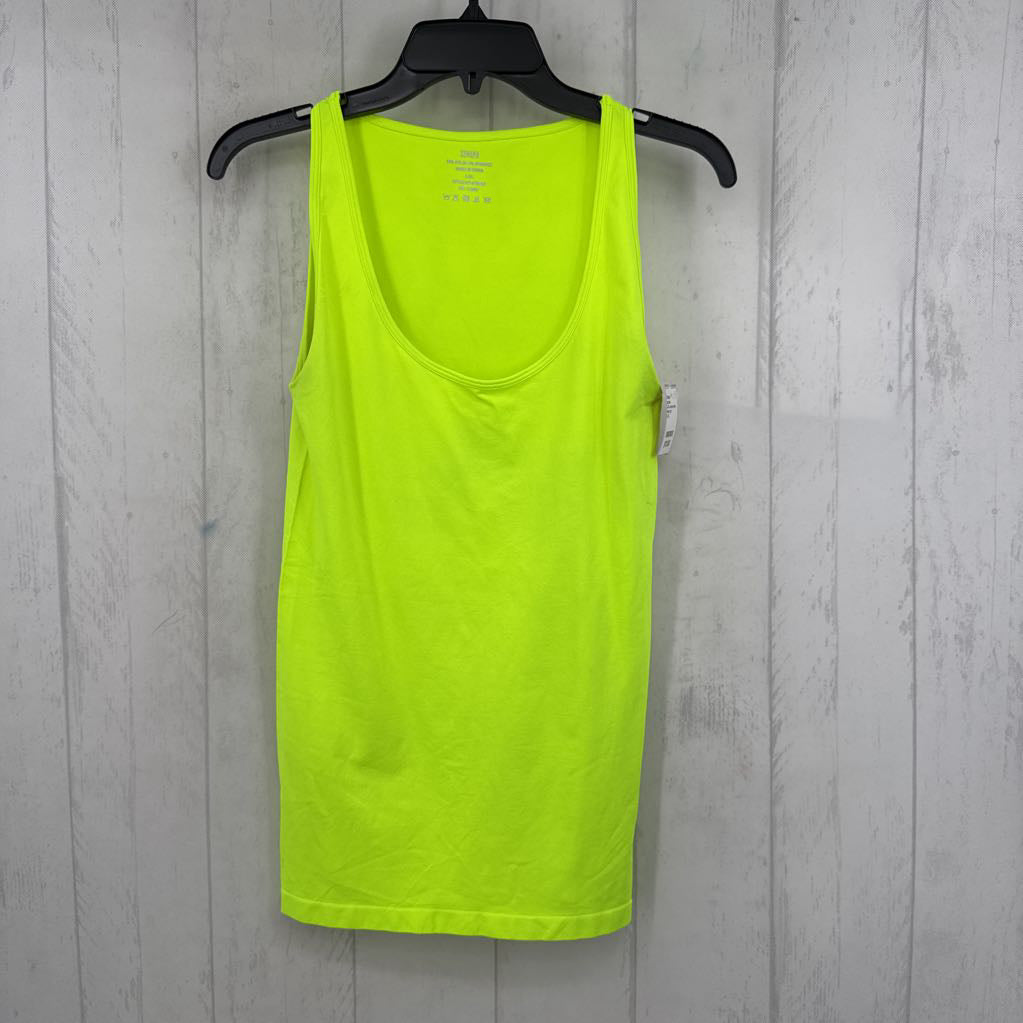 L/XL scoop neck tank