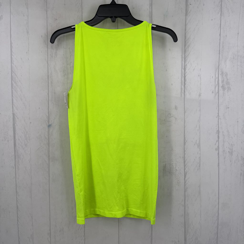 L/XL scoop neck tank