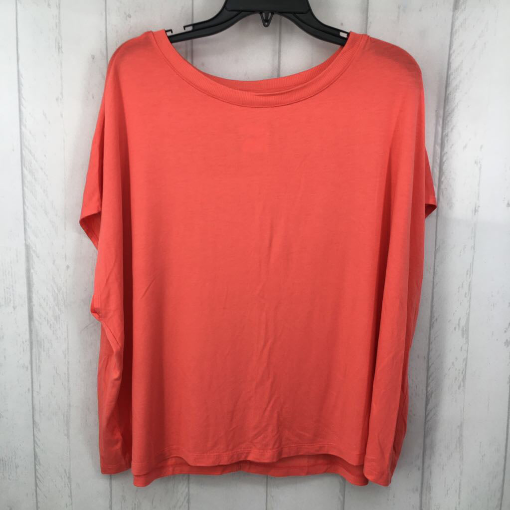 L crewneck cap slv tee