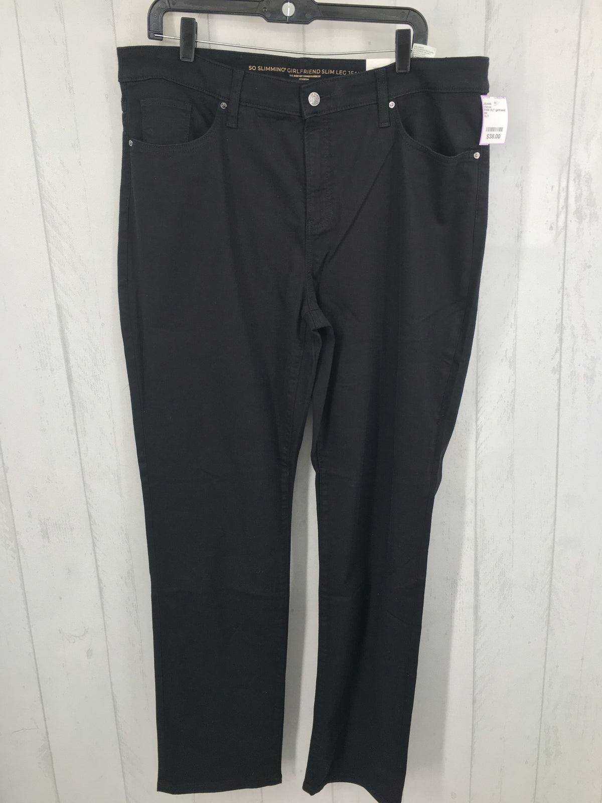 R109 XLT girlfriend jean