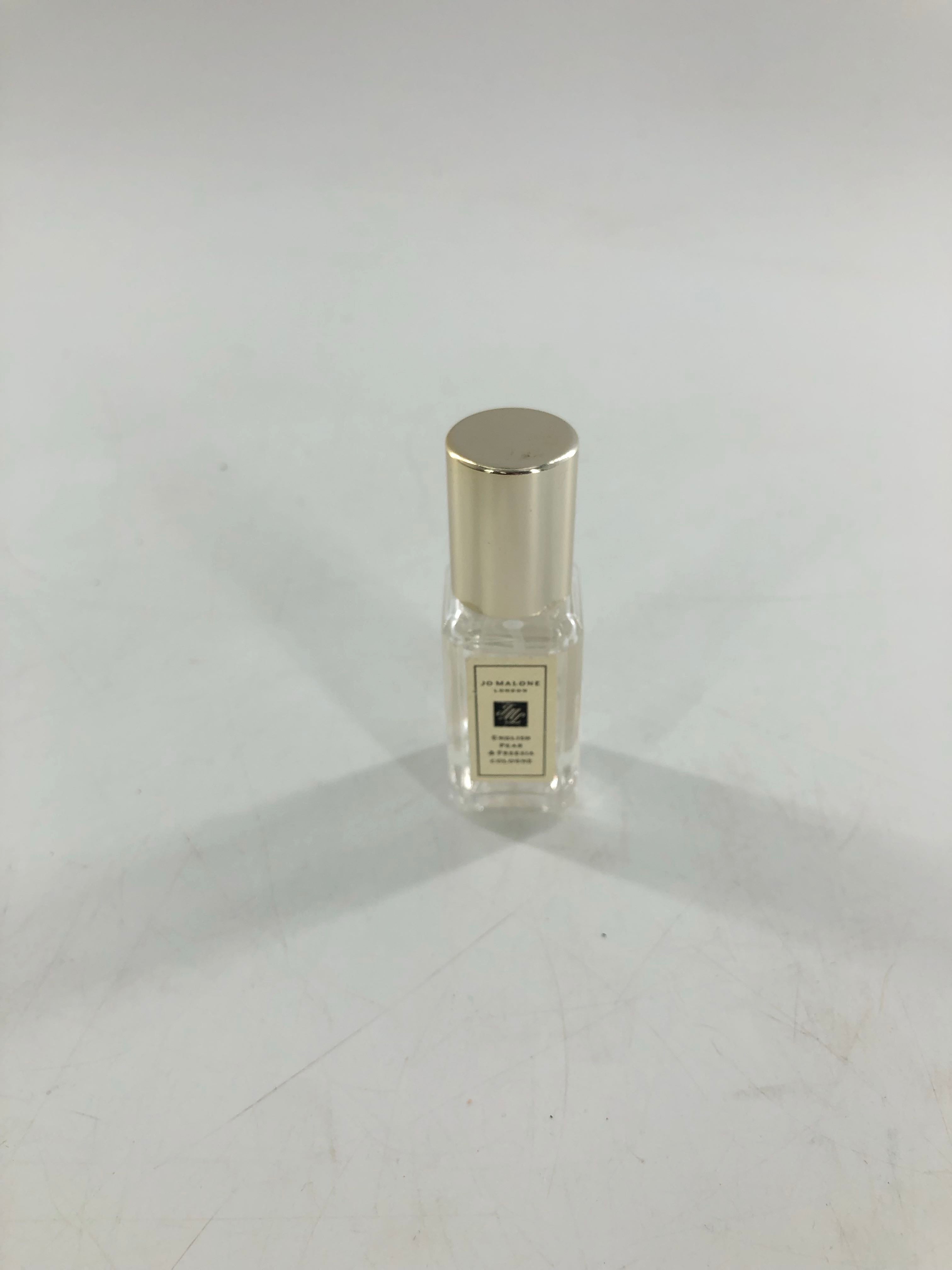 english pear & freesia perfume