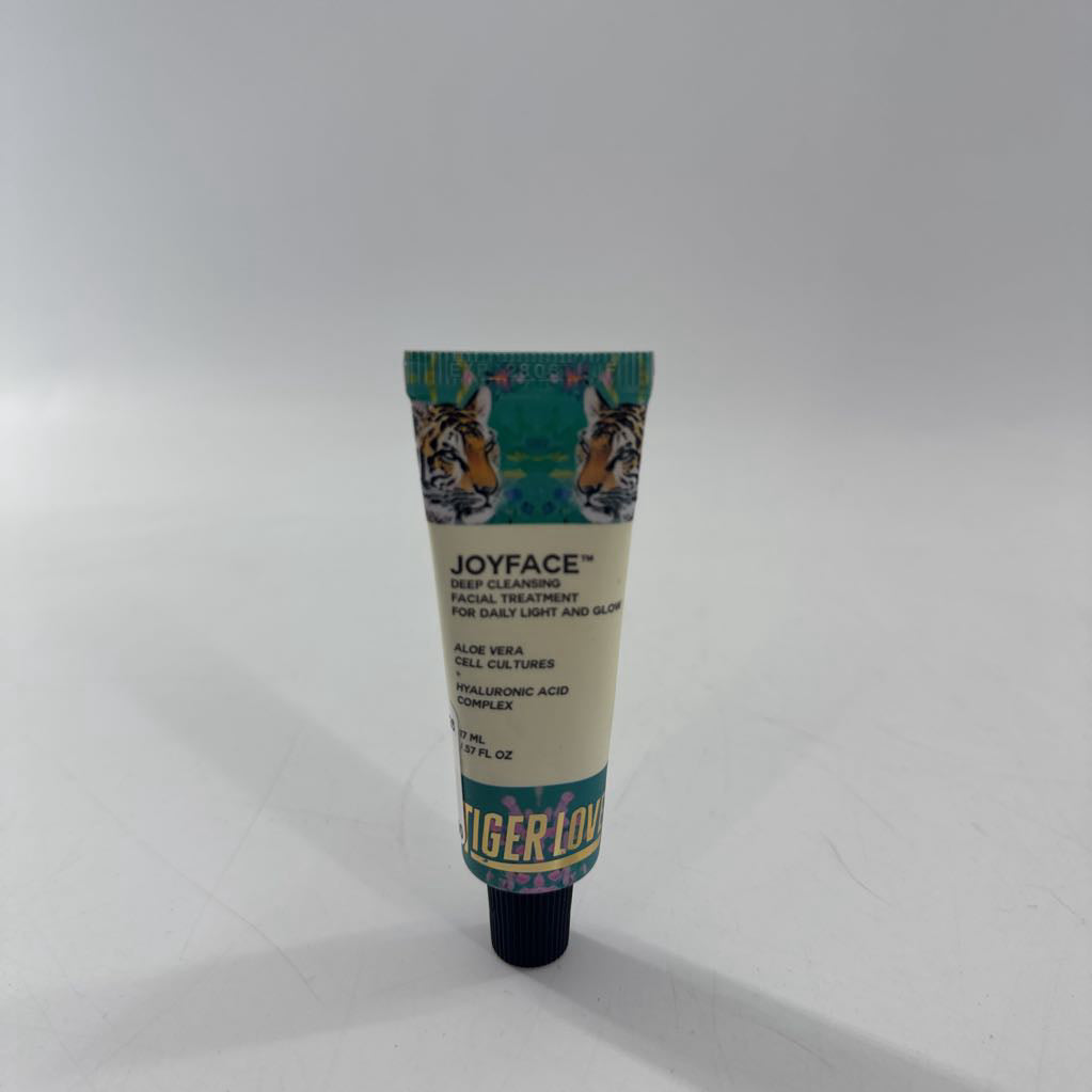 facial cleanser