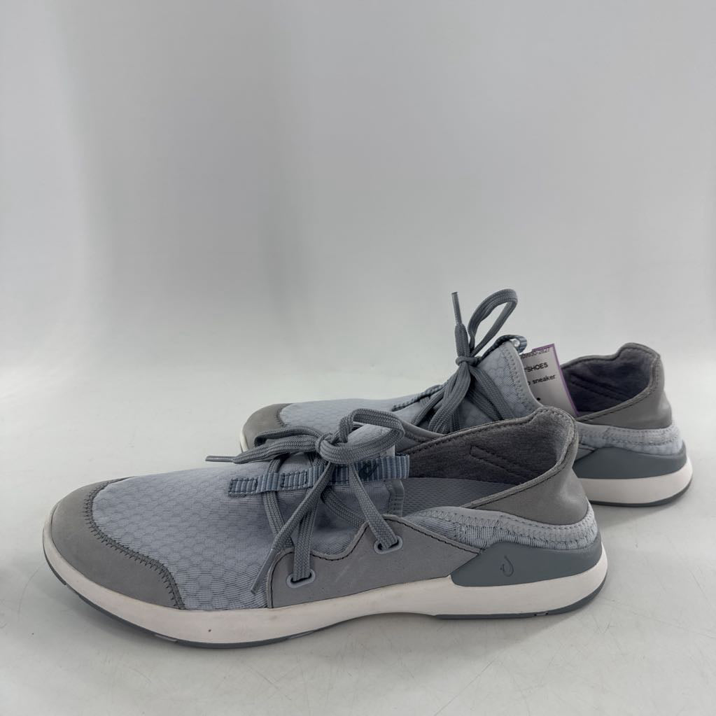 8.5 lace-up sneaker