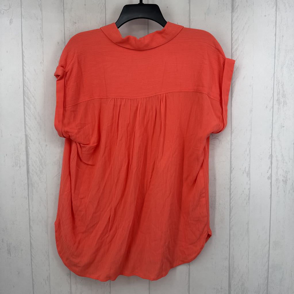 R50 S 1/2 button down s/s top
