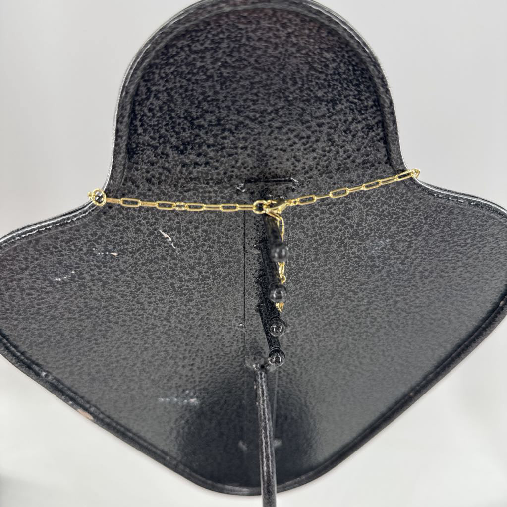 10" gold tone K pendant necklace