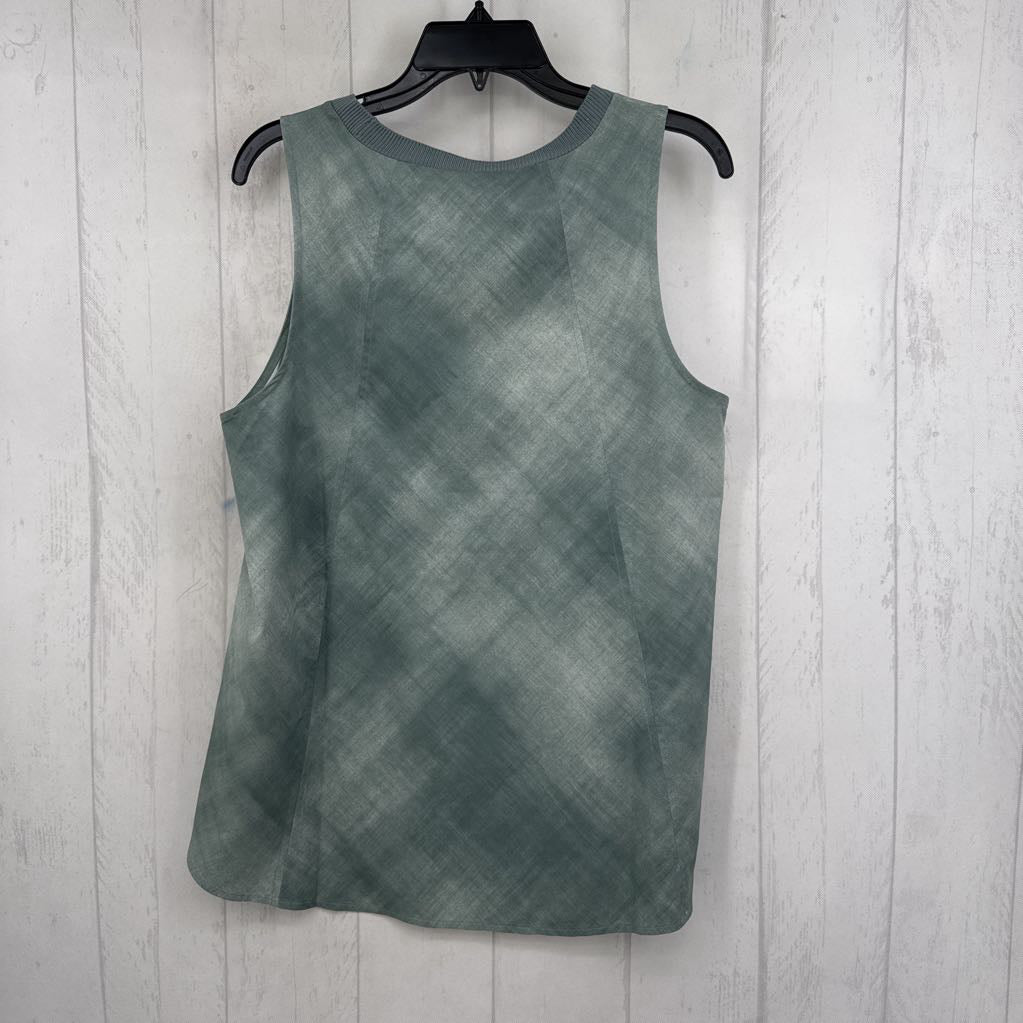 M crewneck hi-lo tank