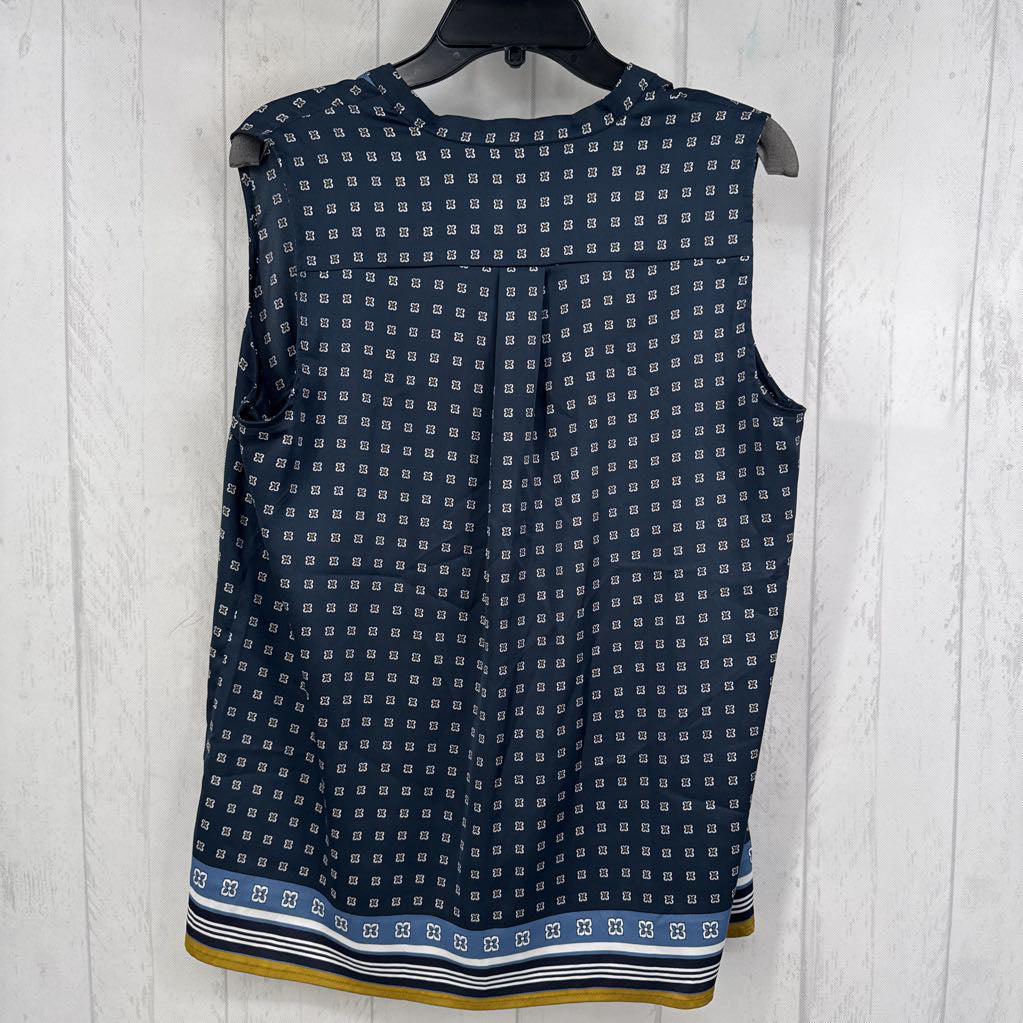 L medallion print button down slvls top