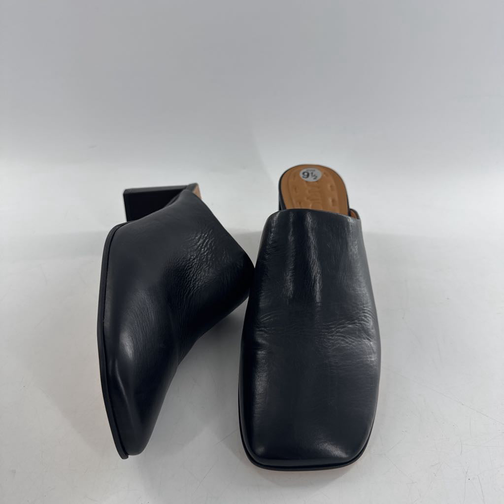 R140 9.5 square toe heel slide clogs