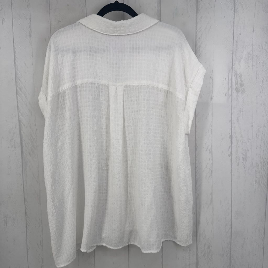 1X textured button down s/s top