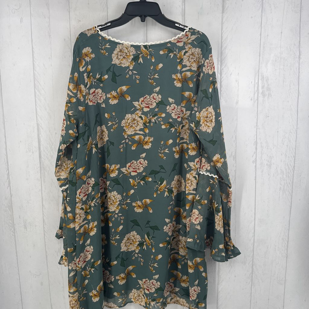 L flo print v-neck flare slv top
